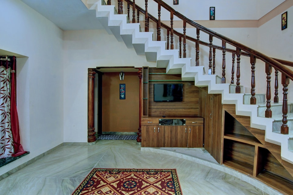 OYO 18457 Aathmika Guest House, Madurai Bypass-II, Madurai