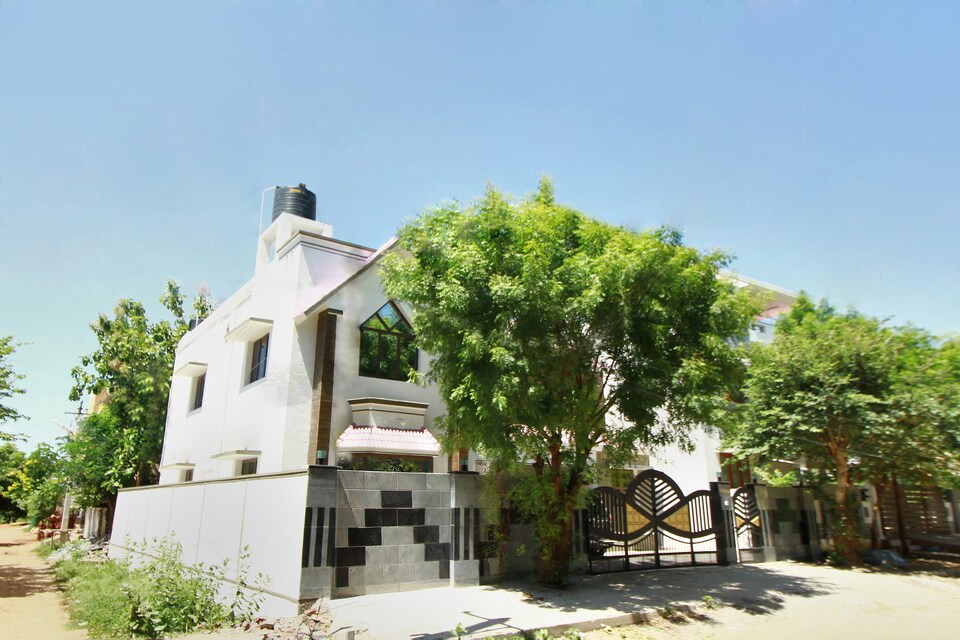 OYO 18457 Aathmika Guest House, Madurai Bypass-II, Madurai