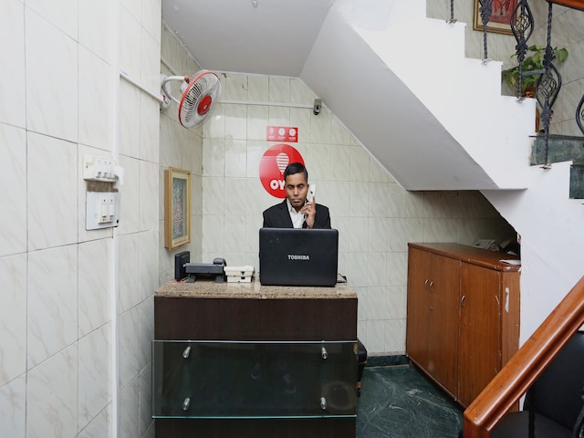 Hotel O Kalkaji Residency Bnb Near Lotus Temple