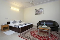Hotel O Kalkaji Residency Bnb Near Lotus Temple
