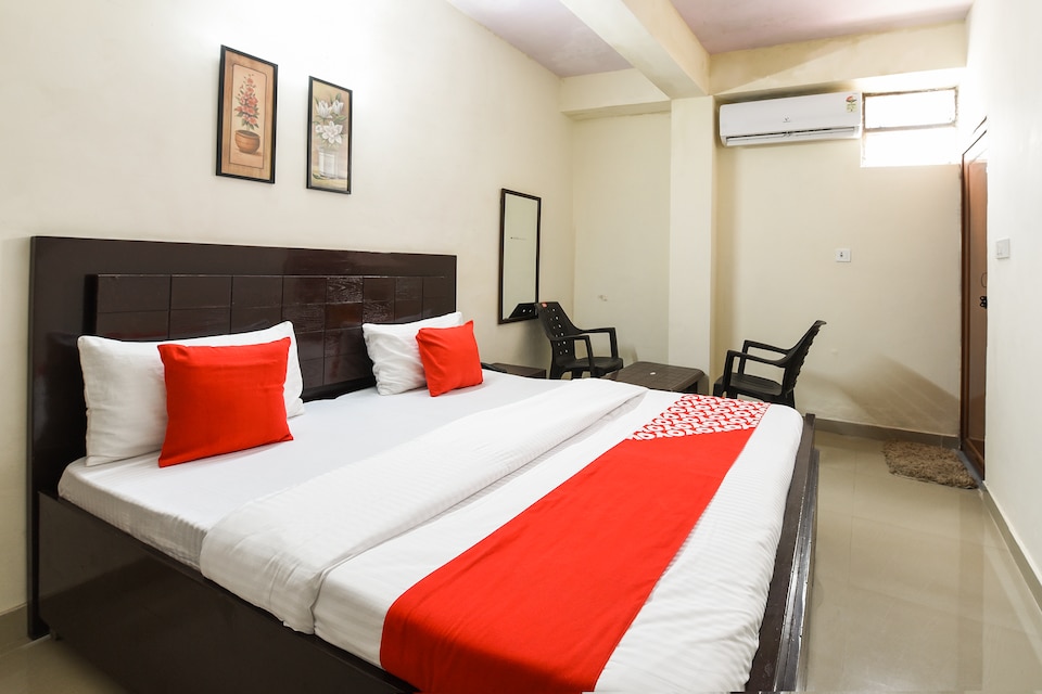 OYO 18470 Anvi Stays, Vasant Kunj Delhi, Delhi