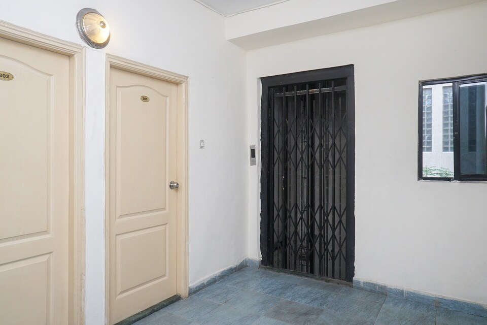 OYO Eiast Field Hotel Near Pune Airport, Viman Nagar, Pune