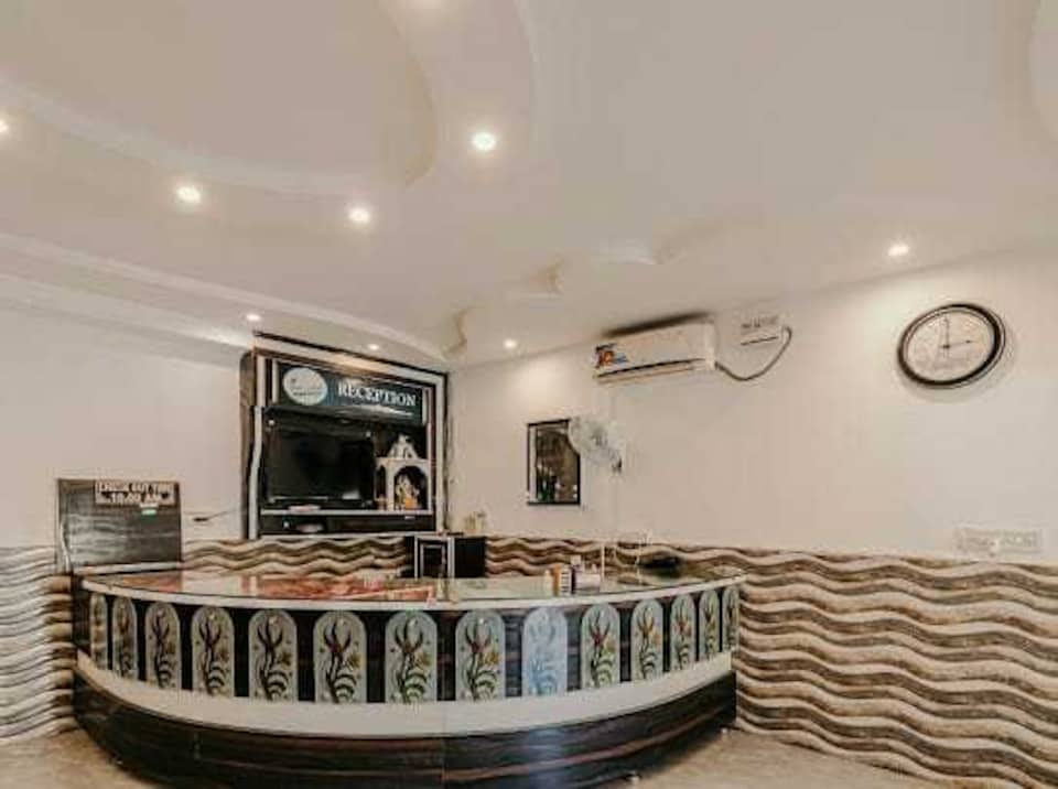 OYO Flagship Regal Golden Palace, Jaisalmer, Jaisalmer