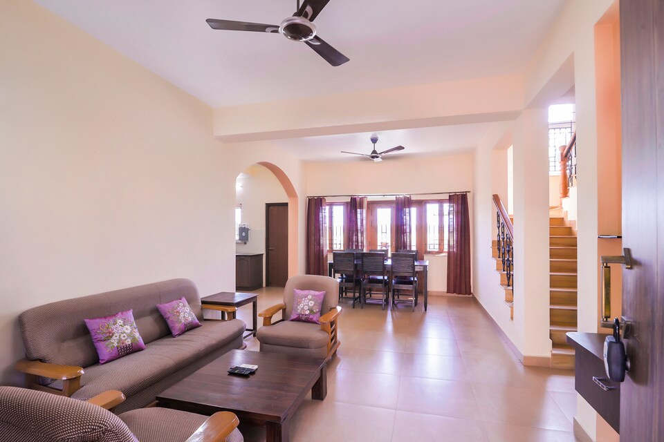 OYO Home 18509 Pool View 4BHK, Majorda Goa, Goa