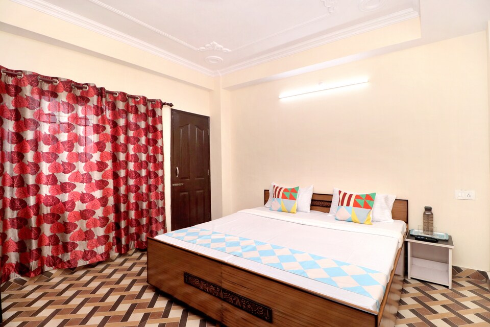 OYO Home 18564 Serene View 3BHK, Shoghi, Shimla