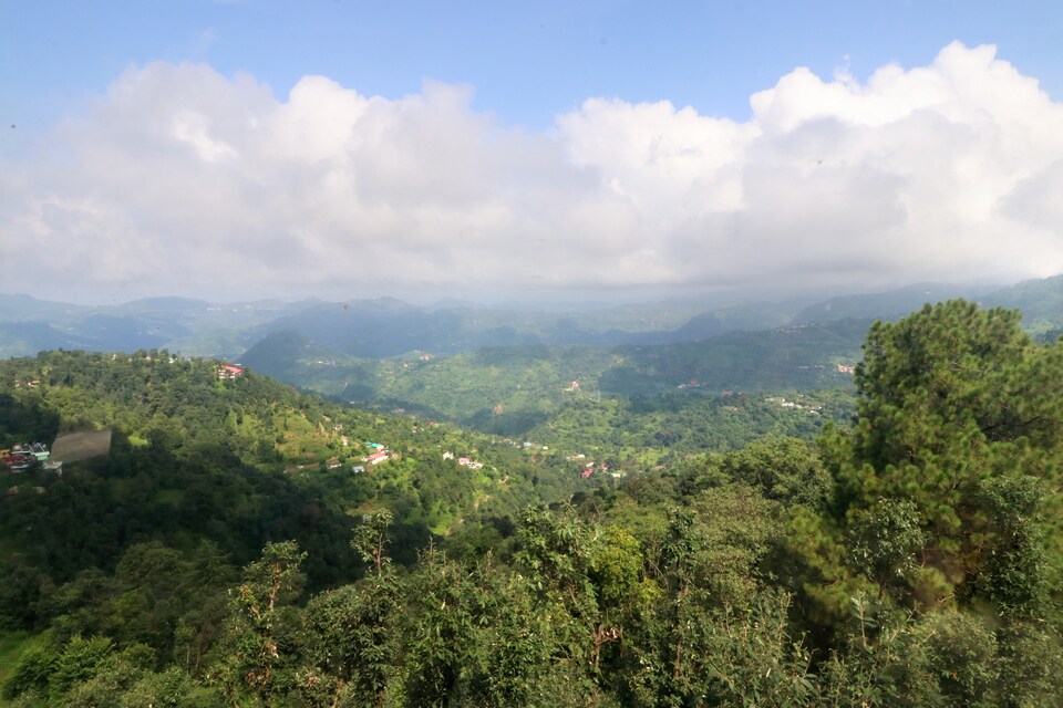 OYO Home 18564 Serene View 3BHK, Shoghi, Shimla