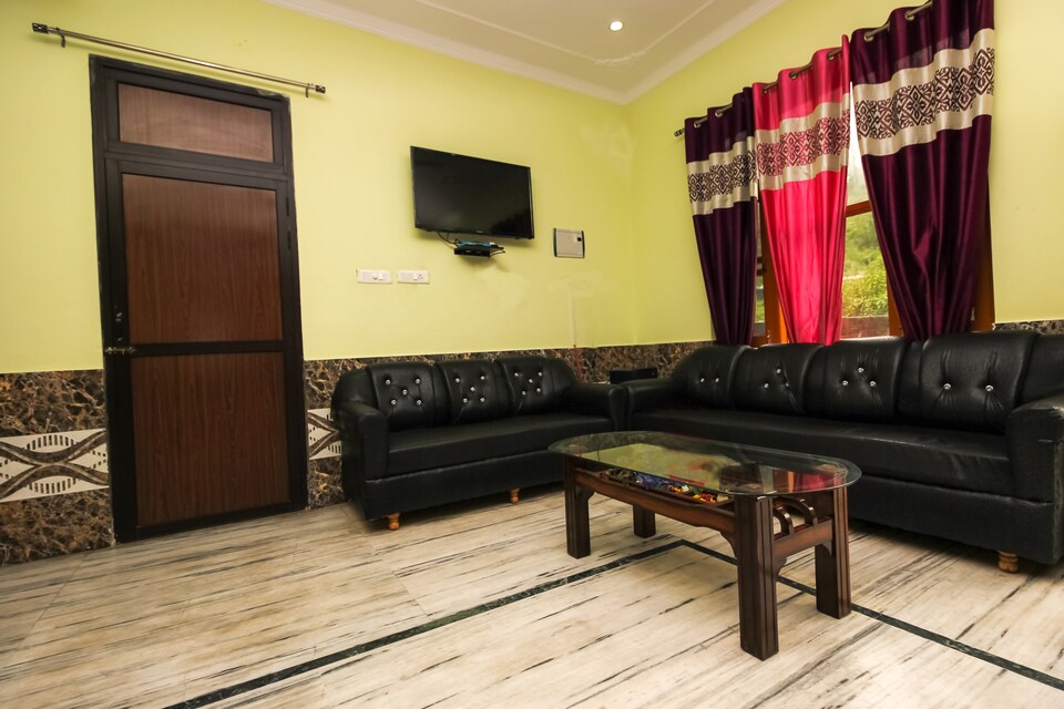 OYO Home 18596 Peaceful Stay, Dharamshala, Dharamshala