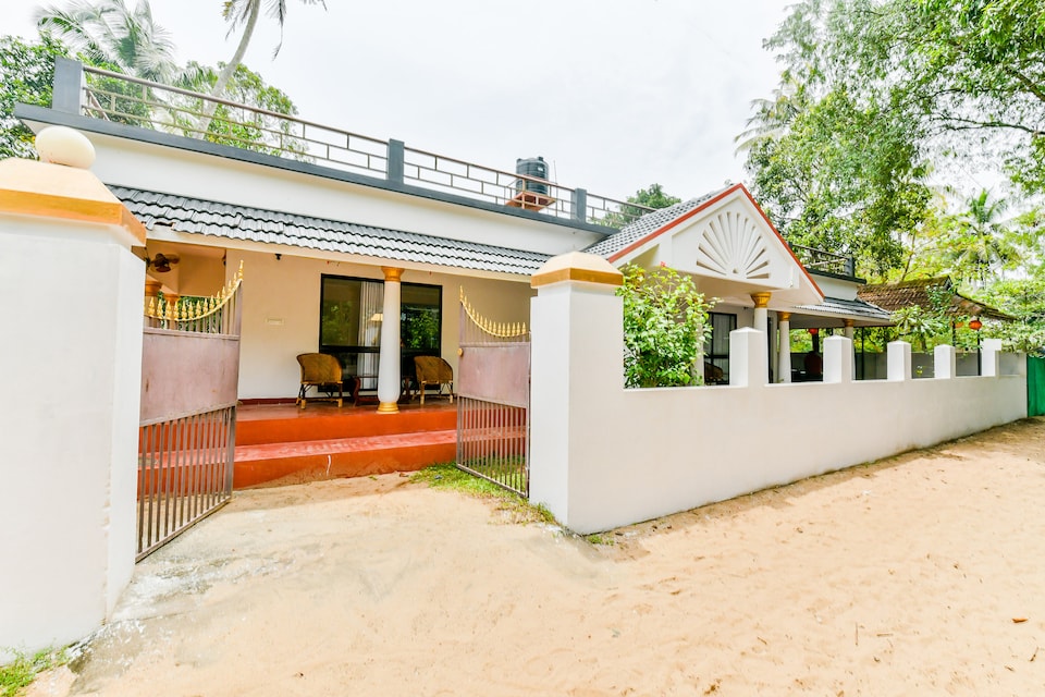OYO Home 18603 Cosy Stay Near Marari Beach, NH 47 Alappuzha, Alappuzha