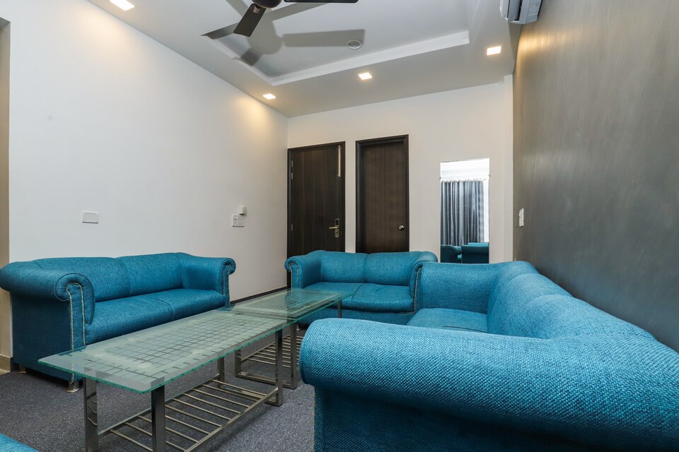 OYO 18607 Prime Stay, Pitampura - Rohini Delhi, Delhi