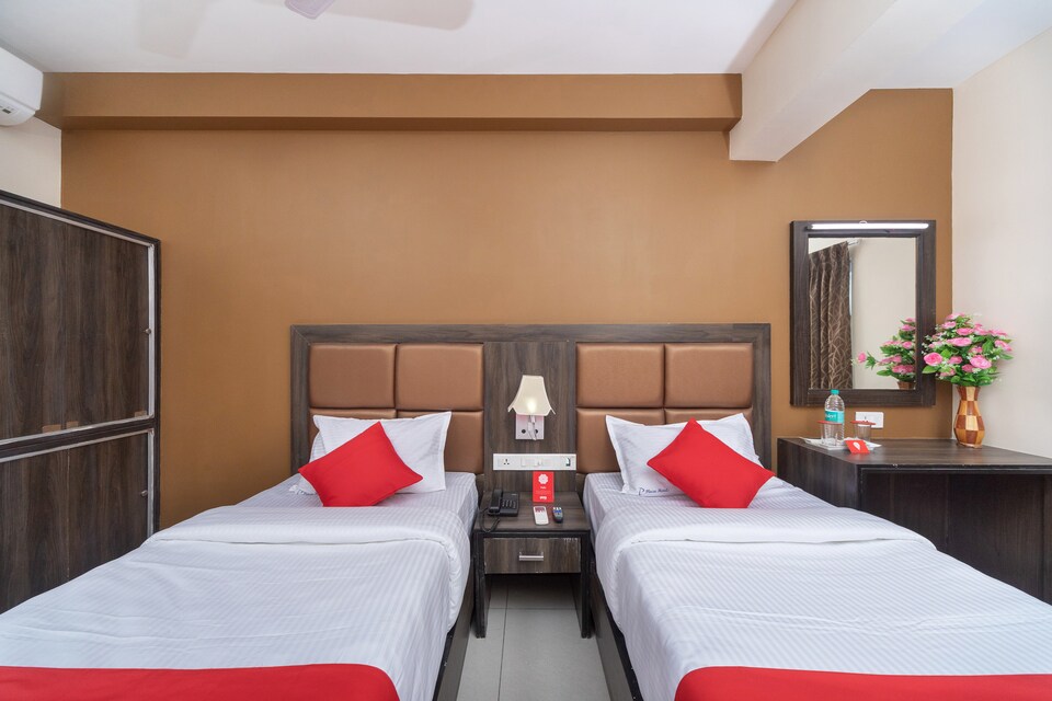 OYO 18621 V Grand, Central Bus Stand Trichy, Trichy