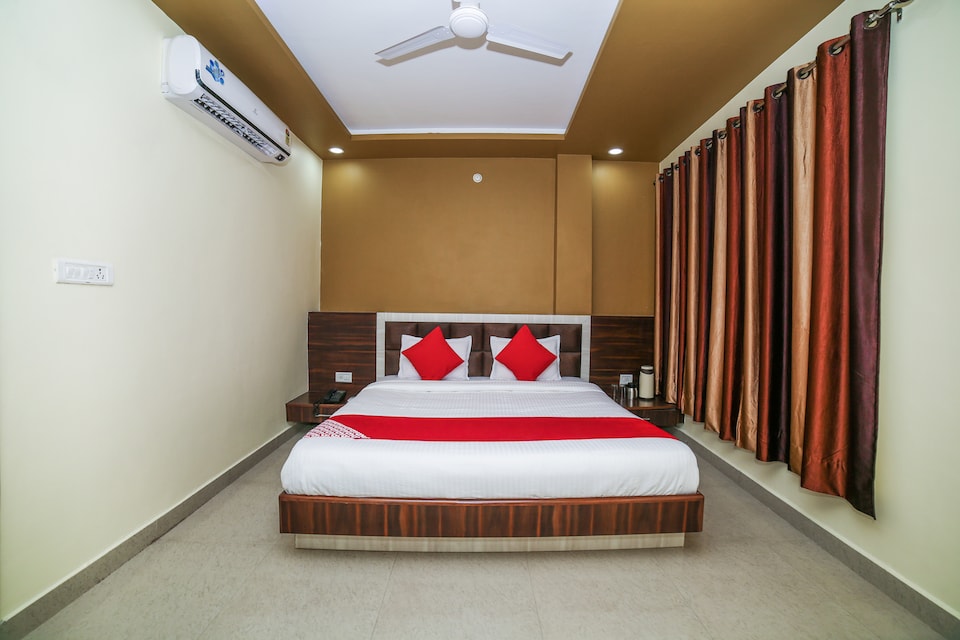 OYO 18650 Sanskar Guest House, City Centre, Gwalior