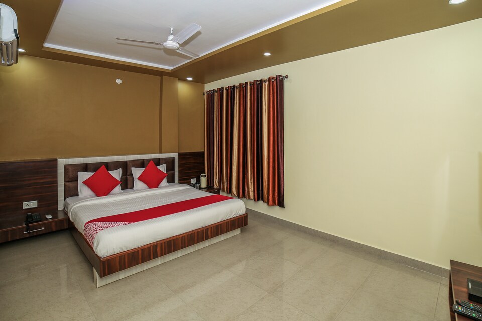 OYO 18650 Sanskar Guest House, City Centre, Gwalior