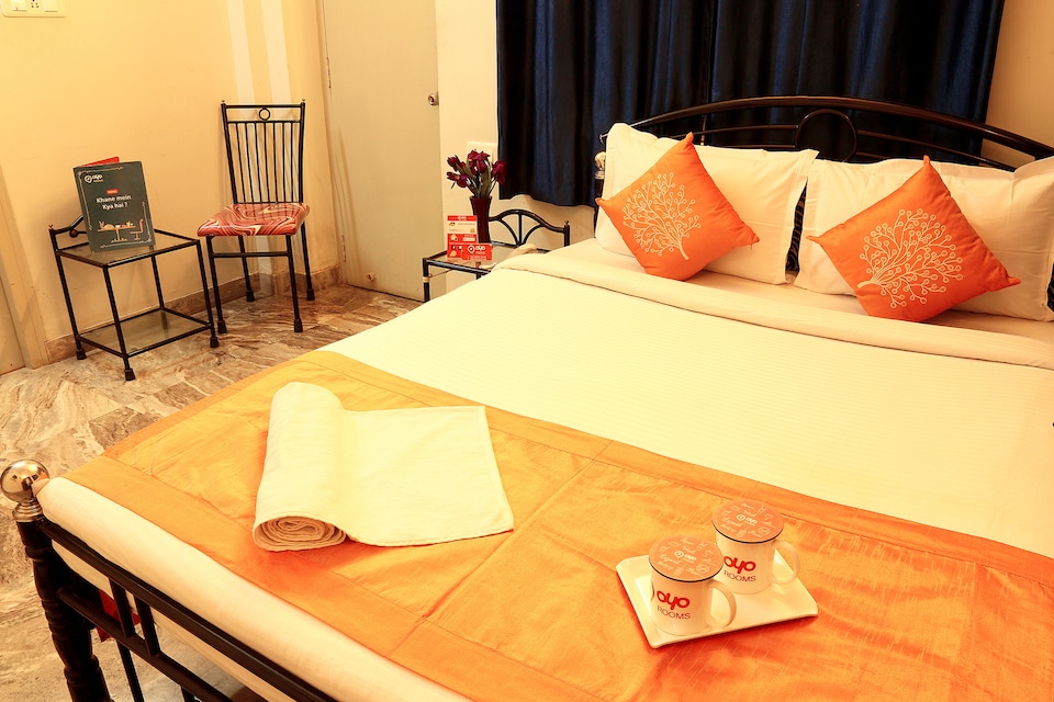 OYO 2888 Apartment The Elite, Ruby Hospital Kolkata, Kolkata