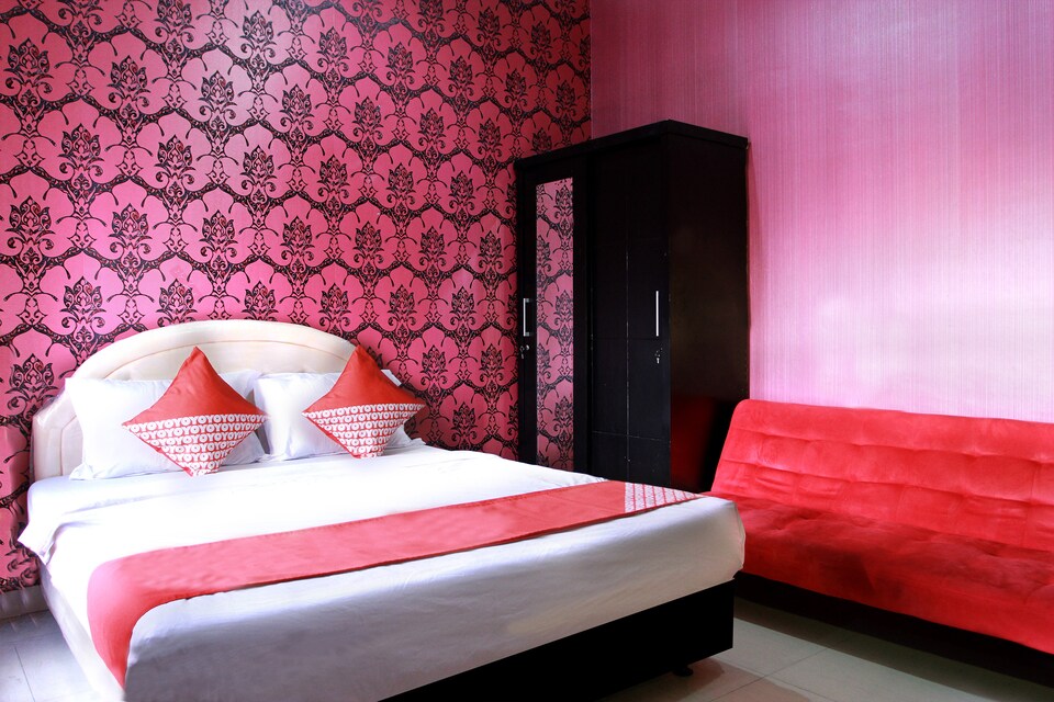 OYO 124 Green House, Pasar Minggu, Jakarta