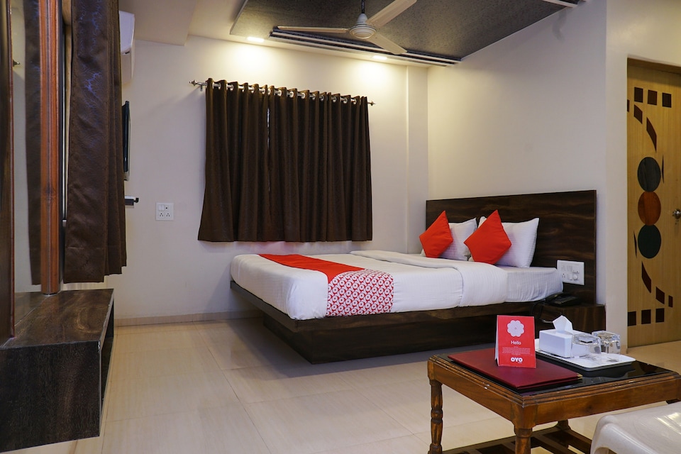 OYO 18683 M K Palace, Avvikle Mahabaleshwar, Mahabaleshwar