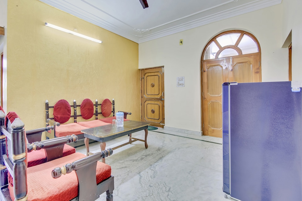 OYO Home 18691 Peaceful 3BHK, Dharamshala, Dharamshala