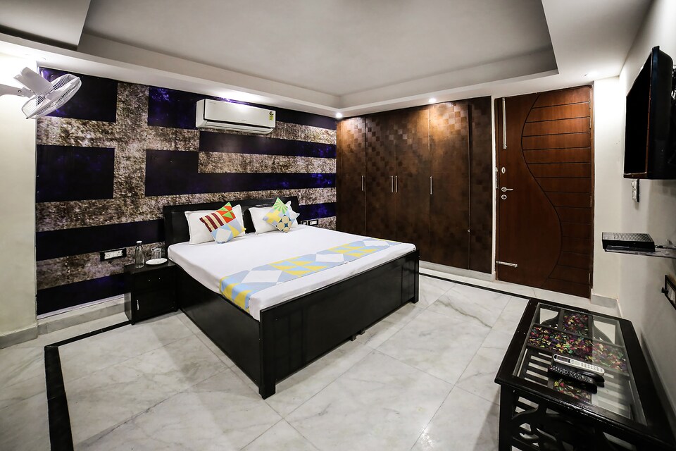 OYO LIFE NOD383 Sector 108, Noida Expressway SEZ, Noida