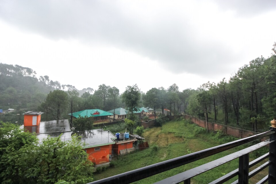 OYO Home 18701 Peaceful Stay, Dharamshala, Dharamshala