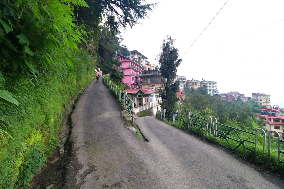 OYO होम 18703 कम्फर्टेबल स्टे, Bharari, शिमला