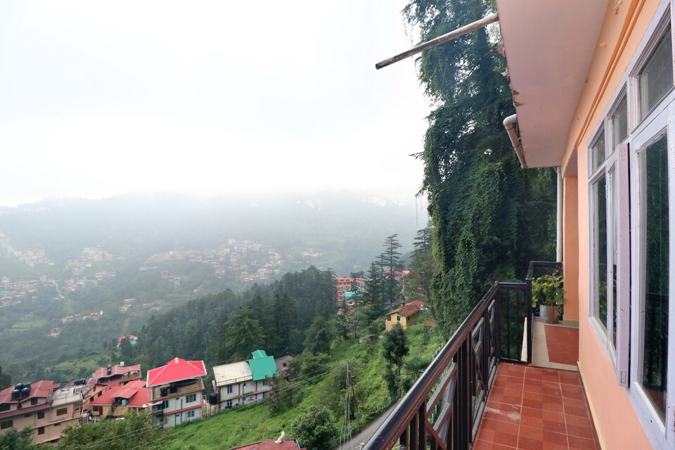 OYO होम 18703 कम्फर्टेबल स्टे, Bharari, शिमला