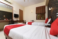 OYO Kapur Guest House Near Ansal Plaza