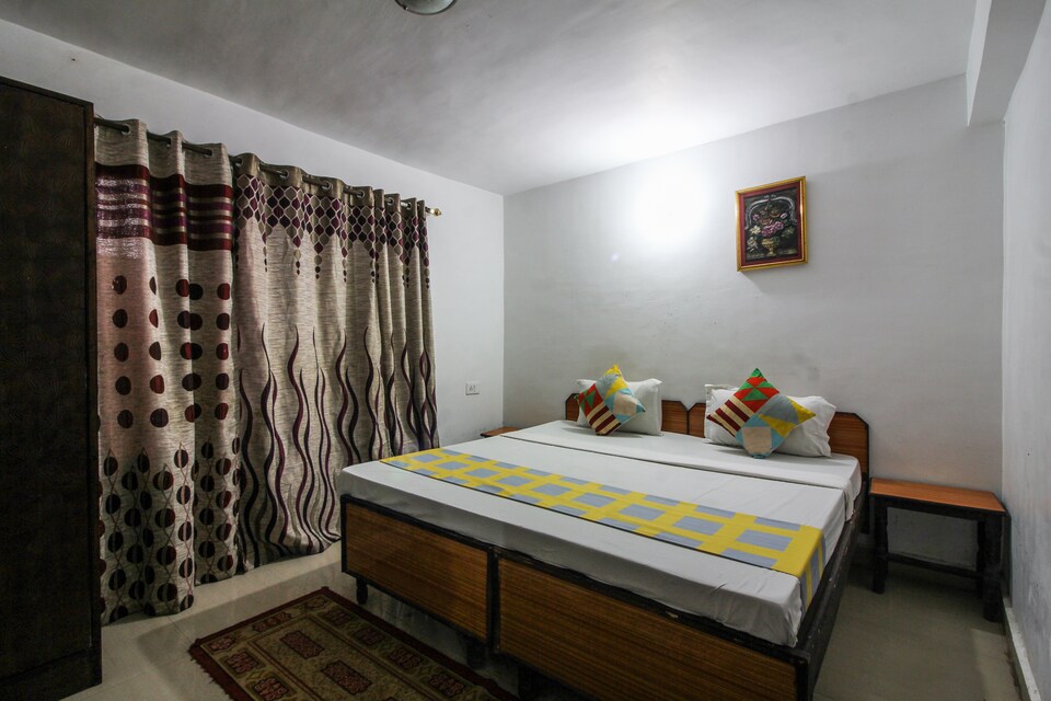 OYO Home 18749 Spacious 3BHK, Highcourt Nainital, Nainital