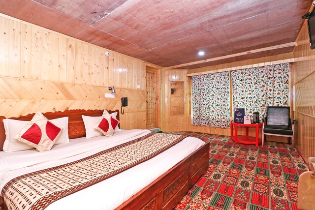 OYO Hotel Indian Palace
