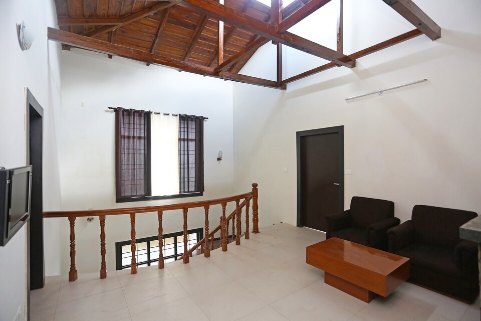 OYO Home 18780 Spacious 2BHK, Bhowali Nainital, Nainital