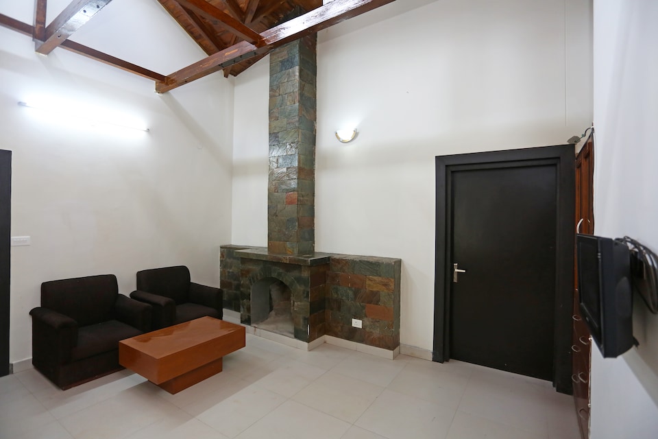 OYO Home 18780 Spacious 2BHK, Bhowali Nainital, Nainital
