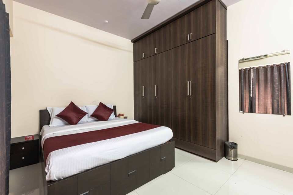 OYO 2903 Apartment Bandra East, Mumbai BKC, Mumbai