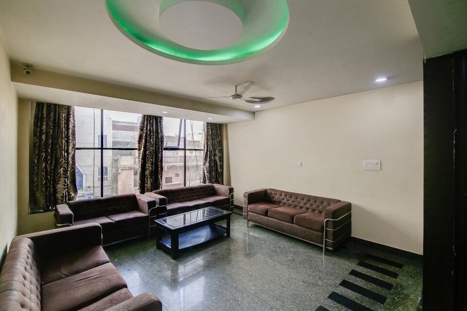 Capital O 2906 Hotel Radiance, Gwalior, Gwalior