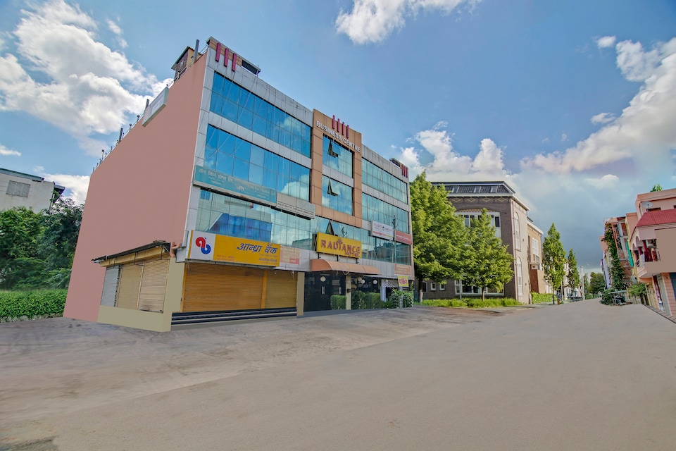 Capital O 2906 Hotel Radiance, Gwalior, Gwalior