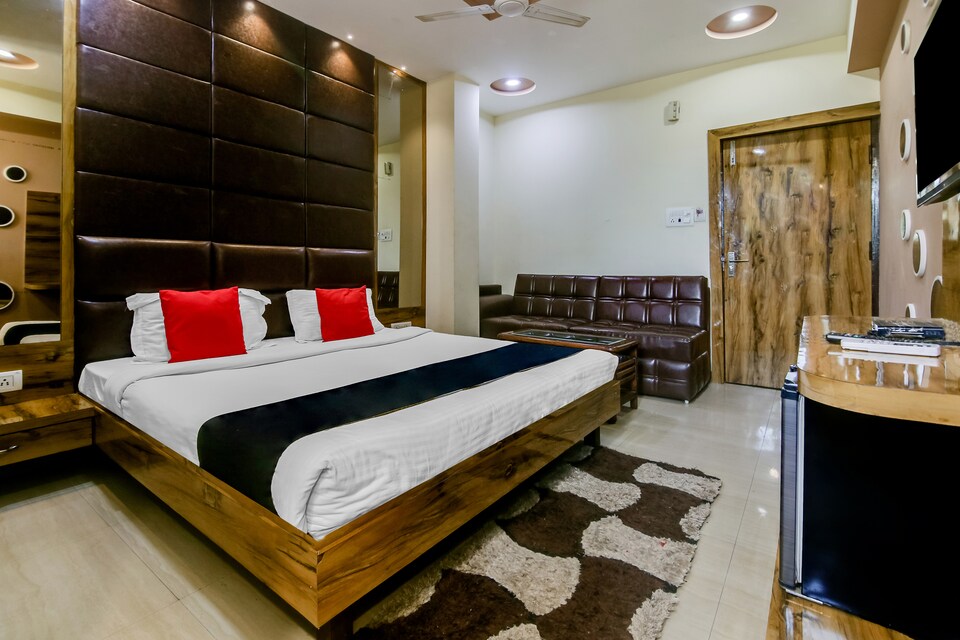 Capital O 2906 Hotel Radiance, Gwalior, Gwalior