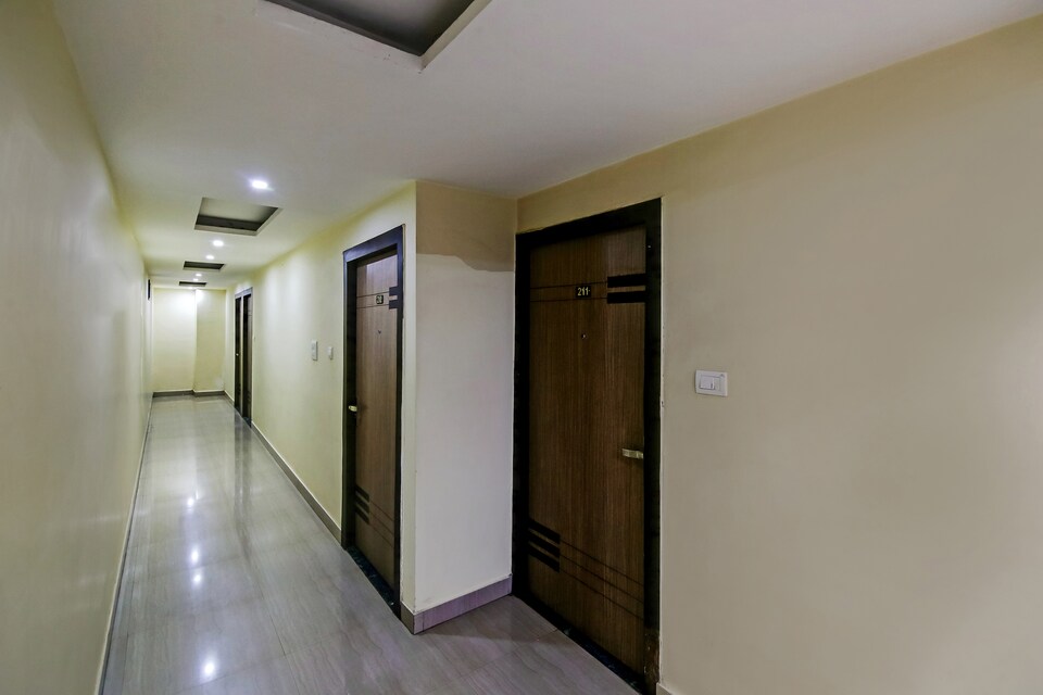 Capital O 2906 Hotel Radiance, Gwalior, Gwalior