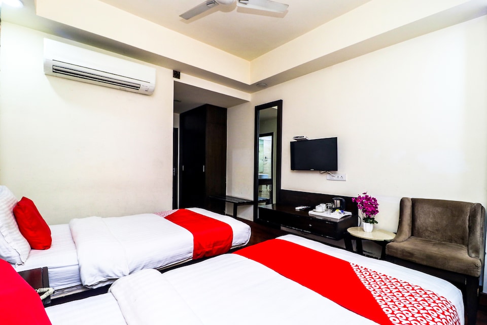 OYO 18810 Hotel Noor Mahal, Moga, Moga