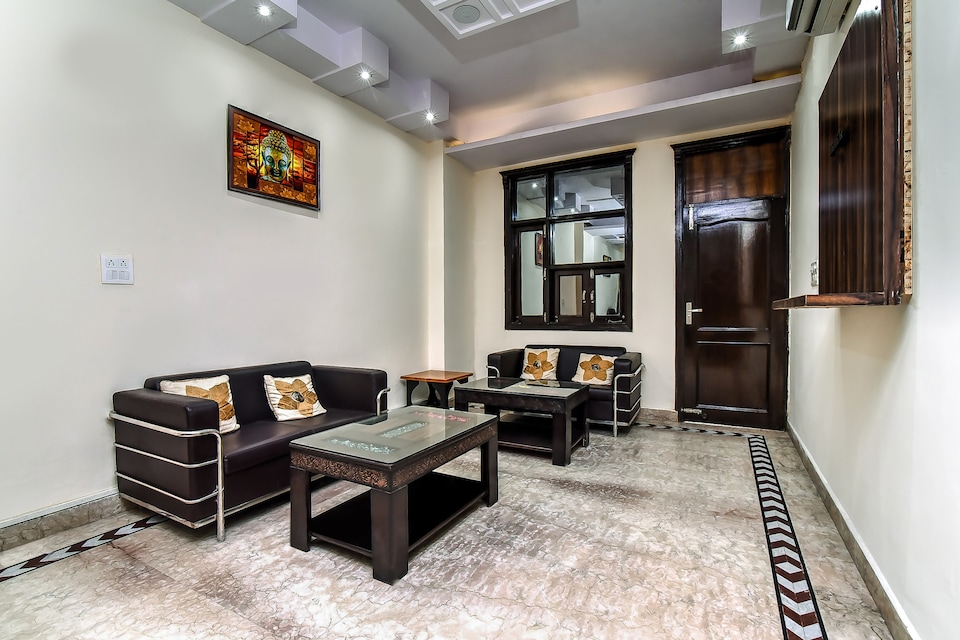 OYO Florence Residency Near M2K Cinemas Rohini, Pitampura - Rohini Delhi, Delhi