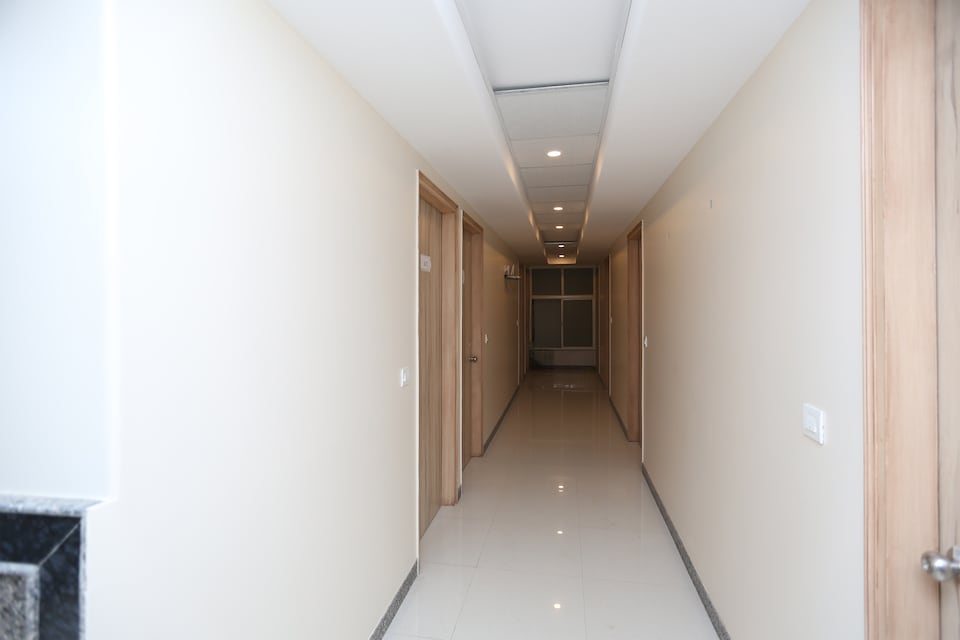  Hotel O Modesty , Airport Delhi, Delhi Transit