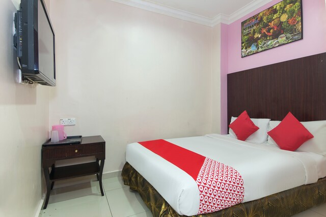 OYO 425 Hotel Gs Inn