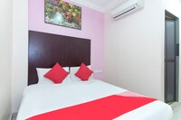 OYO 425 Hotel Gs Inn