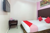 OYO 425 Hotel Gs Inn