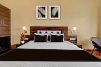 Super Townhouse Oak Sinhgad Road Crossway Formerly Popular Hotel