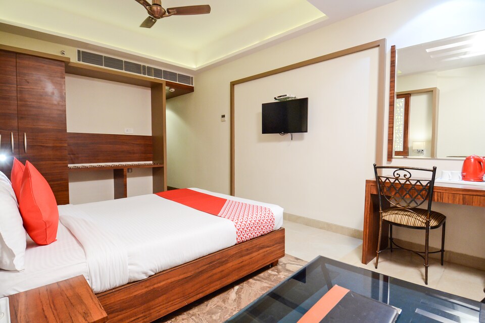 Capital O 18917 Apex International, Jodhpur North, Jodhpur