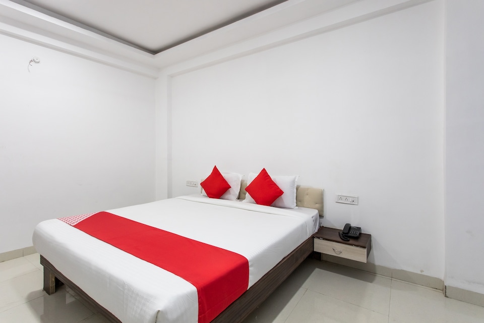 Hotel O Shiva Inn, Vijay Nagar Indore, इंदौर