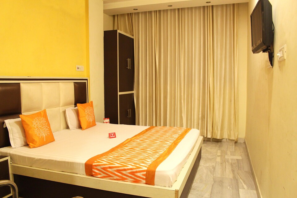 OYO 2920 Hotel Plazza, Hisar, Hisar