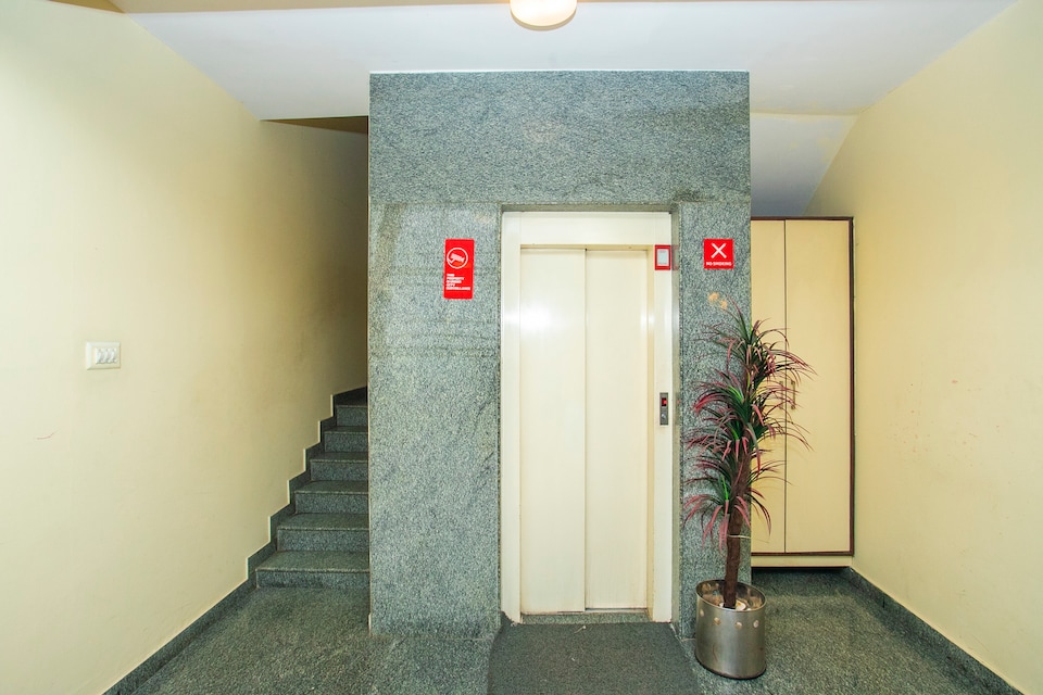 Capital O 18923 Mel's Regency, Indiranagar Bangalore, Bangalore