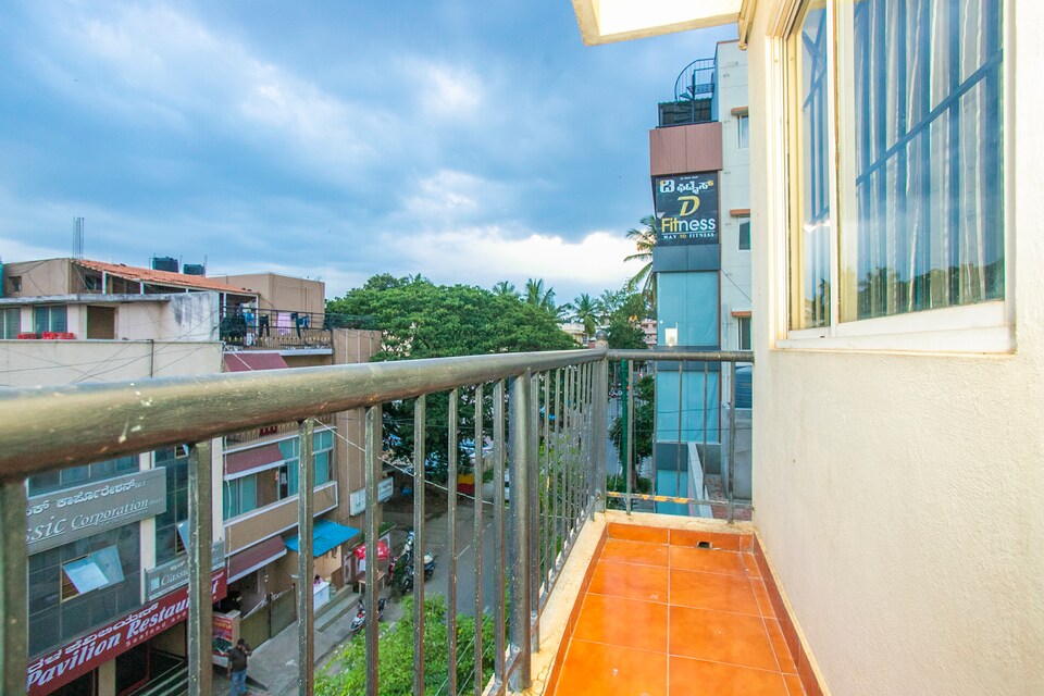 Capital O 18923 Mel's Regency, Indiranagar Bangalore, Bangalore