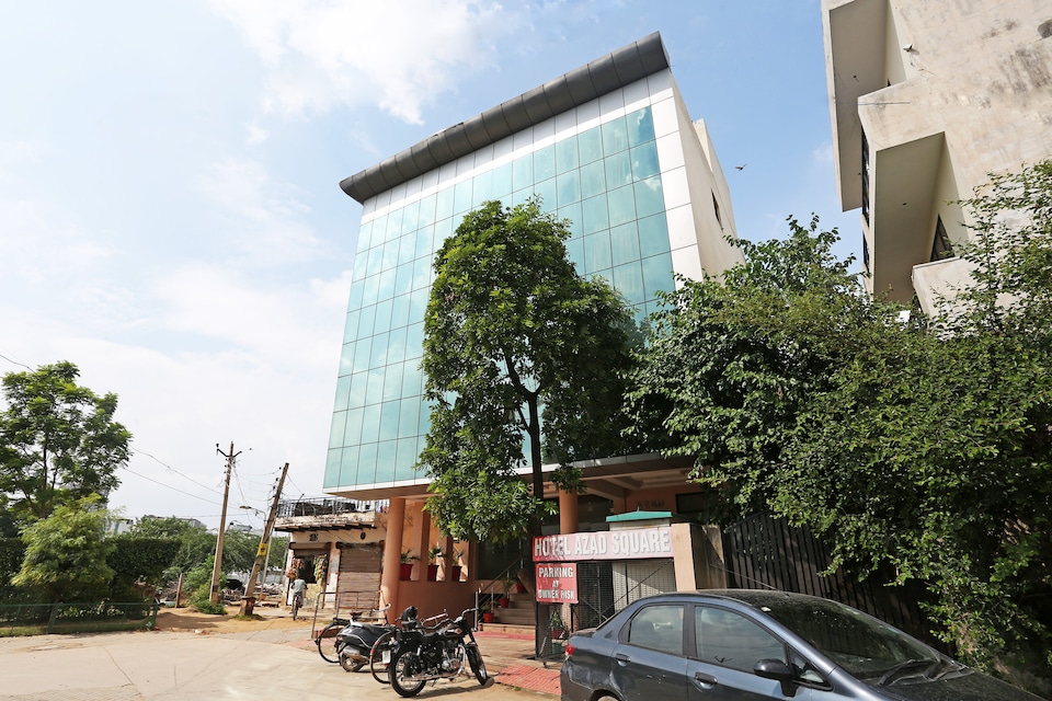 OYO Flagship 18931 Azad Square Medanta, HUDA CENTRE 1, Gurgaon