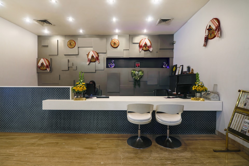 Capital O 2921 Hotel Nakshatra, Beltola Guwahati, Guwahati