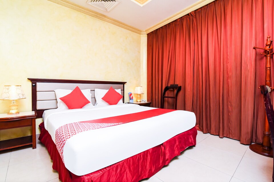 OYO 124 Oriental Palace Hotel Apartment, NAIF, Dubai