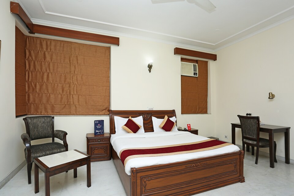 OYO 545 The Abode, Golf Course Road, Gurgaon